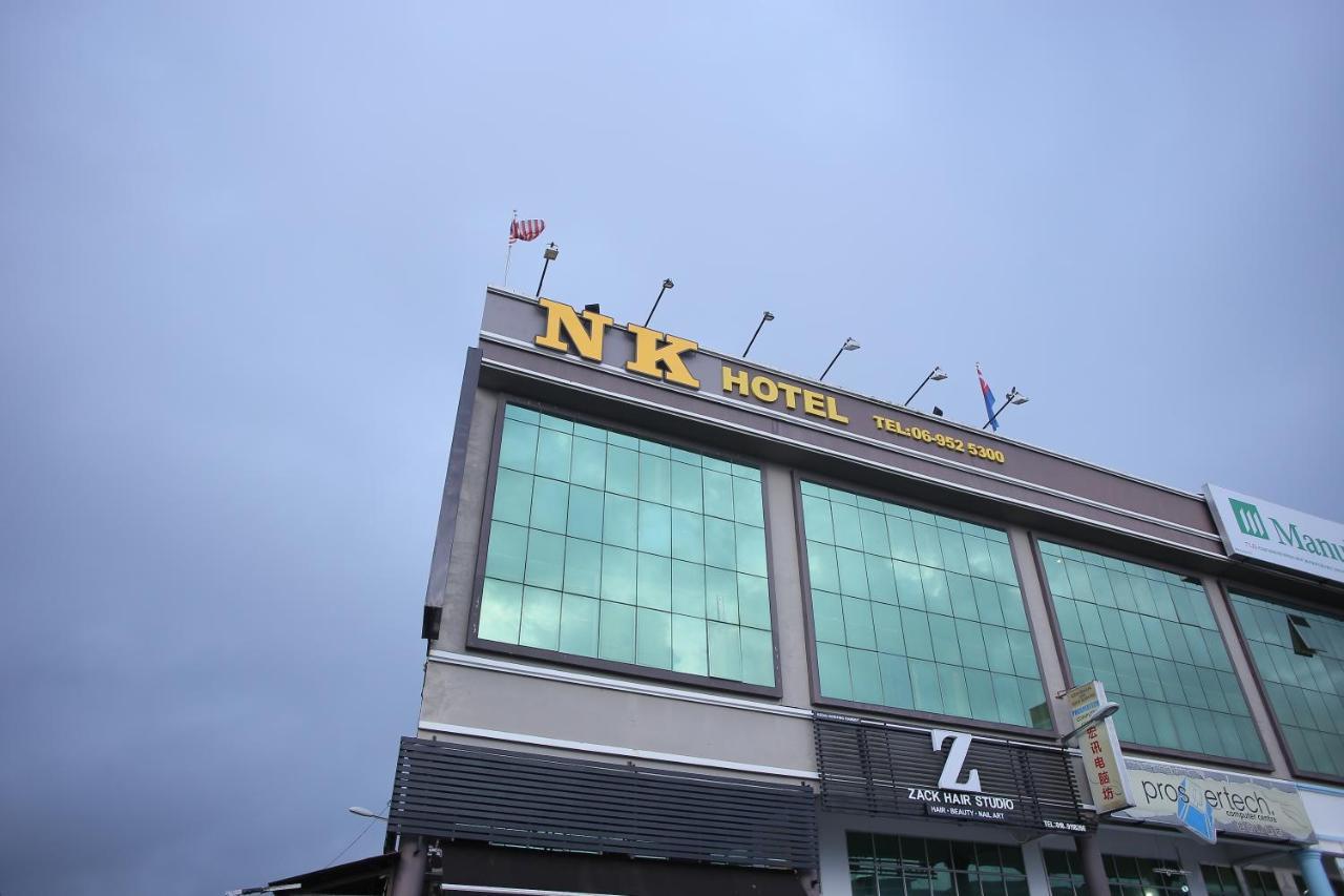 N K Hotel Muar Bagian luar foto