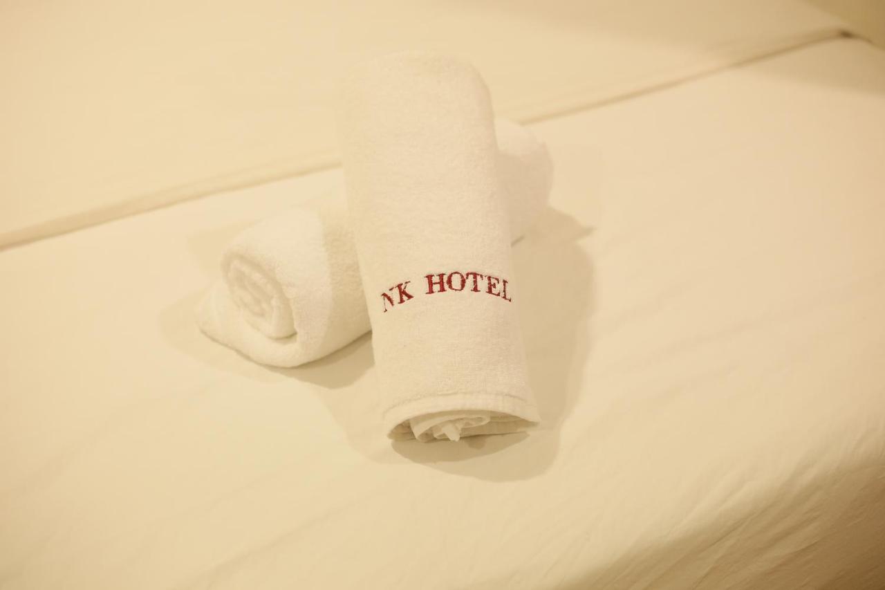 N K Hotel Muar Bagian luar foto